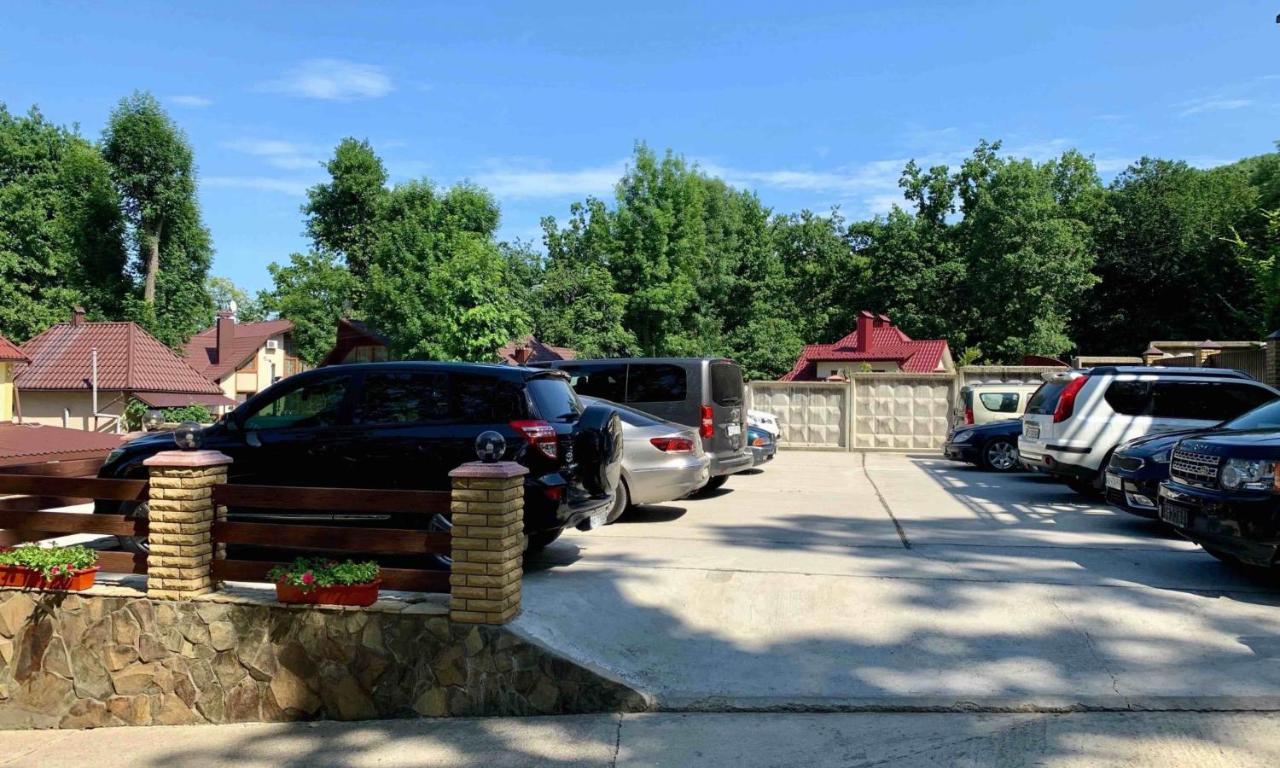 Hotel Вілія Lomacineţi Zewnętrze zdjęcie