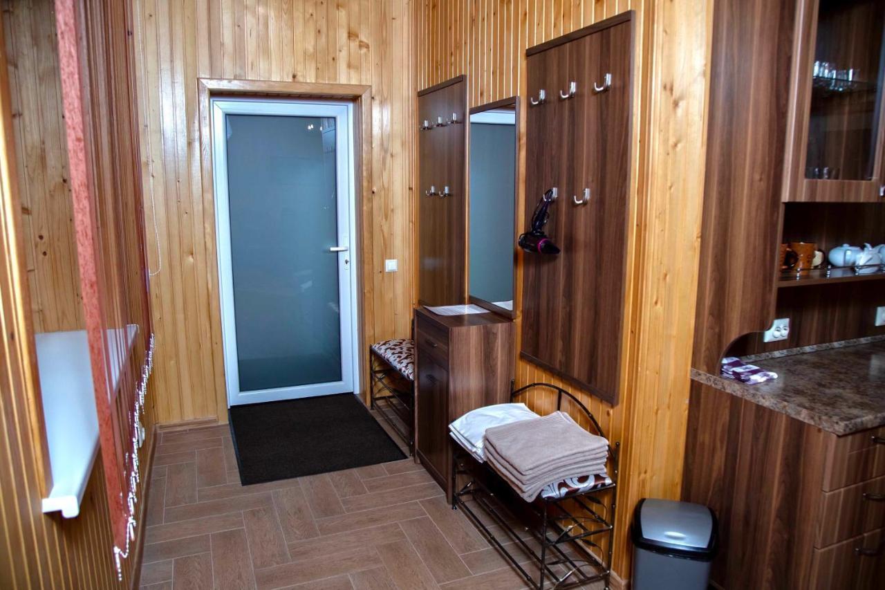 Hotel Вілія Lomacineţi Zewnętrze zdjęcie